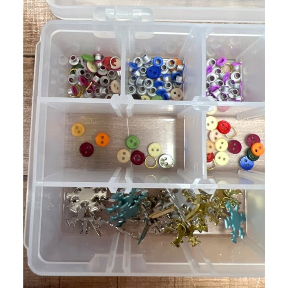 Multicolor Crafting Eyelets And Buttons Organizer Storage Box - Picture 2 of 4